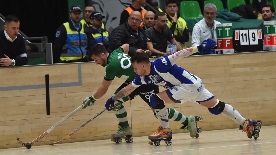 Sporting e FC Porto empatam clássico com emoções guardadas para o fim