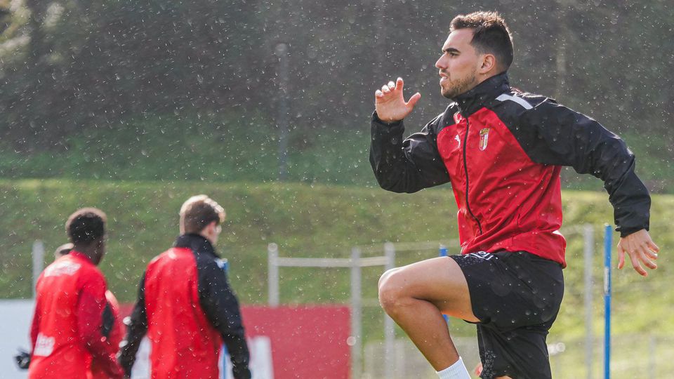 SC Braga: Capitão regressa aos treinos, mas ainda é dúvida