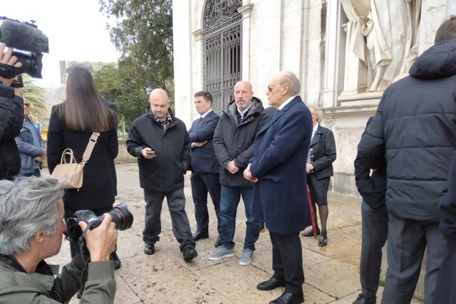 Pinto da Costa e Villas Boas no último adeus a Artur Jorge