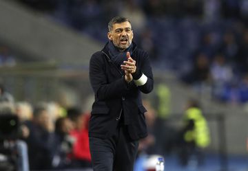 Sérgio Conceição: «Tem de se ir lá para dentro com atitude e não andar de pantufas»