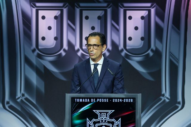 Pedro Proença discursa na tomada de posse da FPF