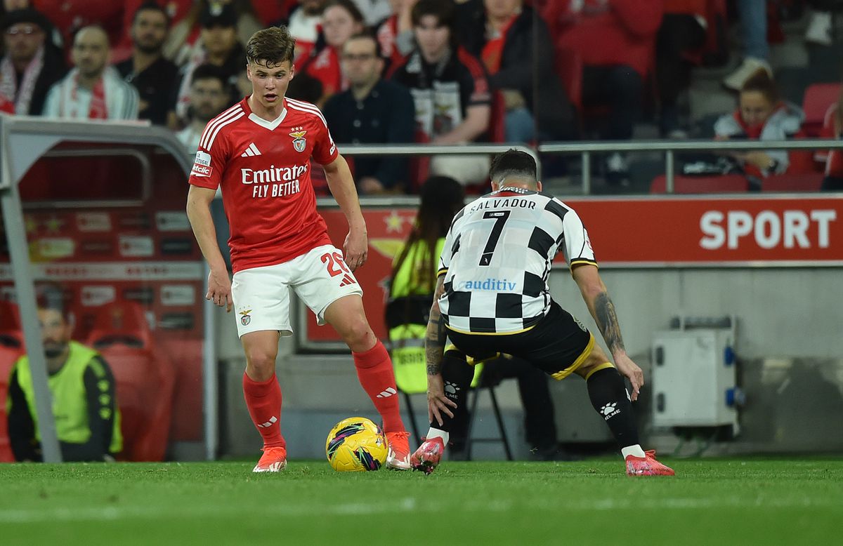 Marcou ao Benfica, contratou e vendeu Dahl e atira: «O céu é o limite para ele»