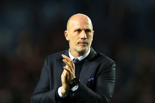 Philippe Clément a aplaudir