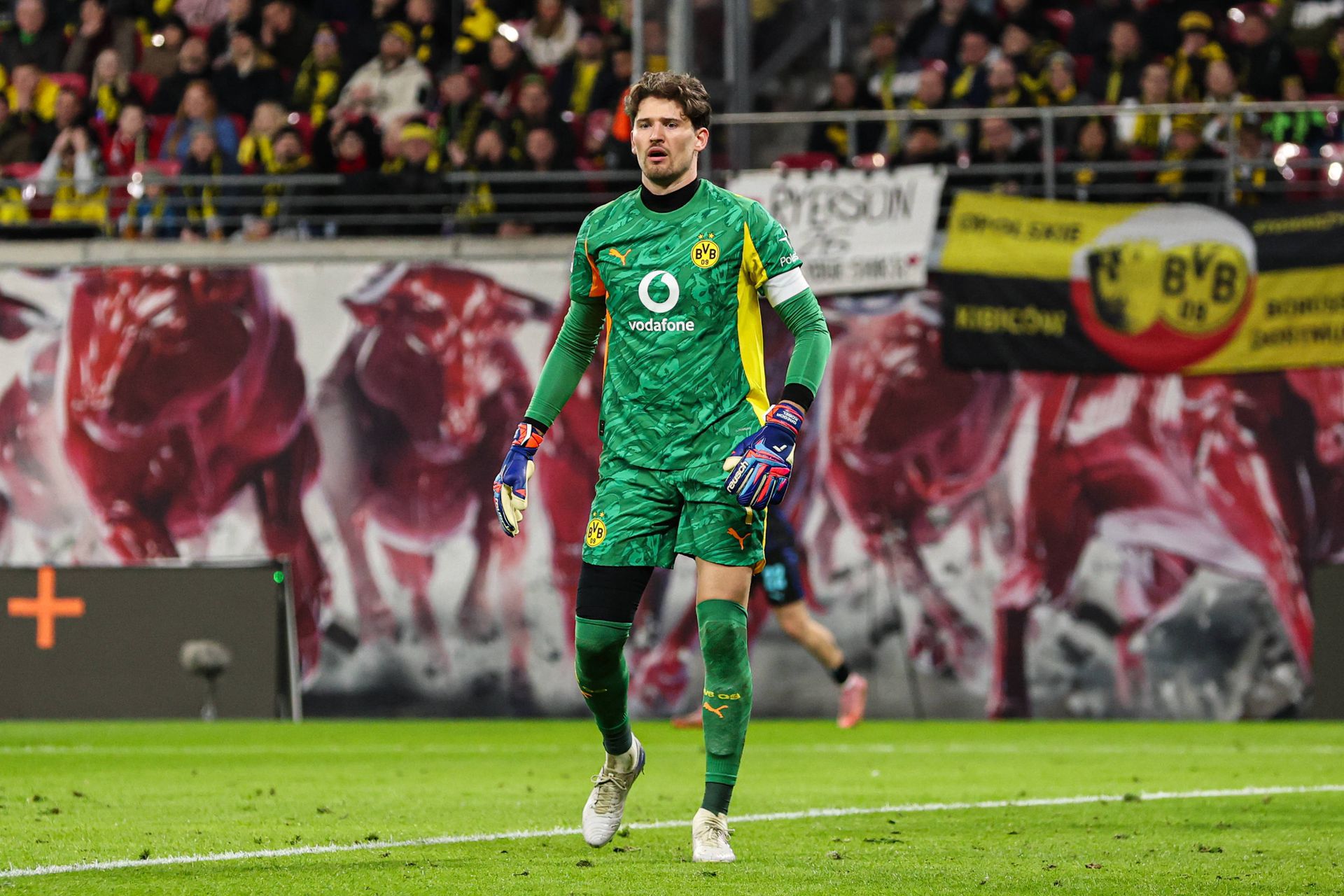 12.º - Gregor Kobel, Dortmund (23 jogos/11 sem sofrer golos)