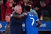 José Mourinho e Vinícius Jr. durante o Benfica-Real Madrid - Foto: IMAGO