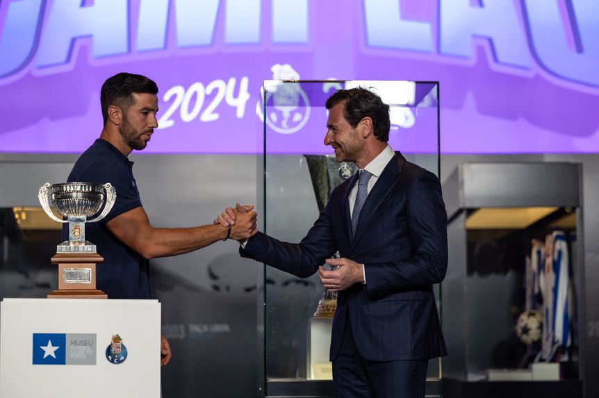 André Villas-Boas e o treinador da equipa feminina, Daniel Chaves - Foto: FC Porto