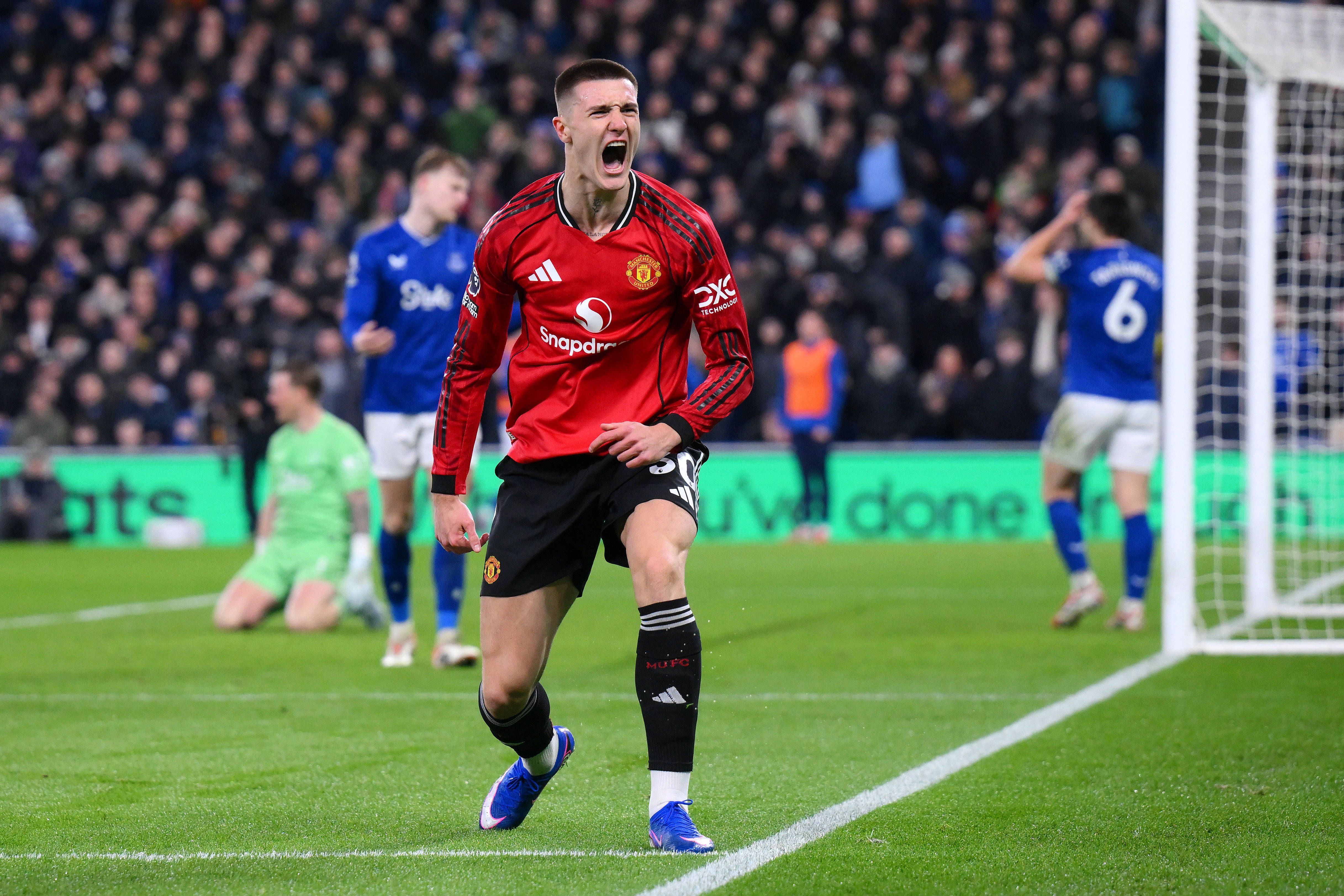 Benjamin Sesko a celebrar o golo da vitória