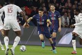 Achraf Hakimi é um dos capitães do PSG