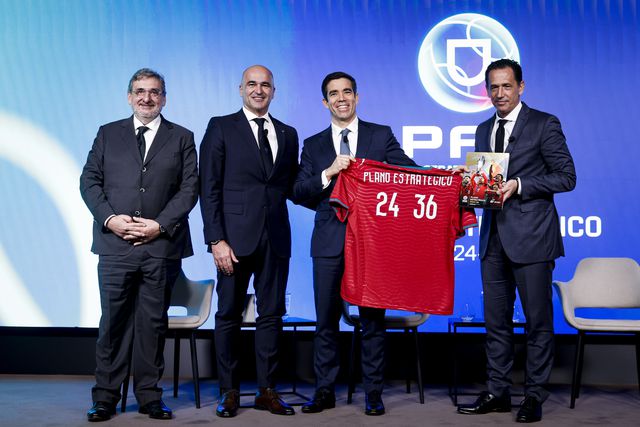 «Preparem-se para chorar ainda mais: viagem de Nova Iorque é mais longa do que a de Paris»