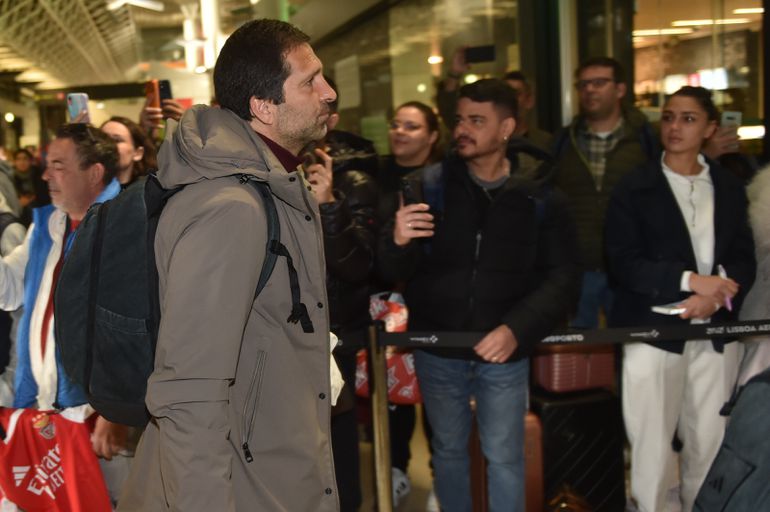 João Tralhão, o adjunto de José Mourinho que, mais logo, fará a conferência de antevisão ao jogo com o Real Madrid - Foto: Miguel Nunes
