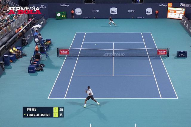 Zverev afasta Felix Auger-Aliassime do Miami Open