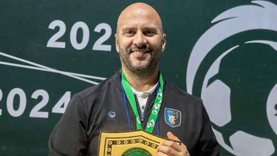 Há um treinador português campeão na Arábia Saudita