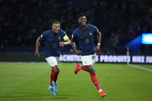 Tchouaméni descai-se e 'confirma' futuro de Mbappé