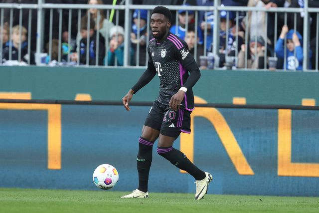 Bayern lança ultimato a Alphonso Davies