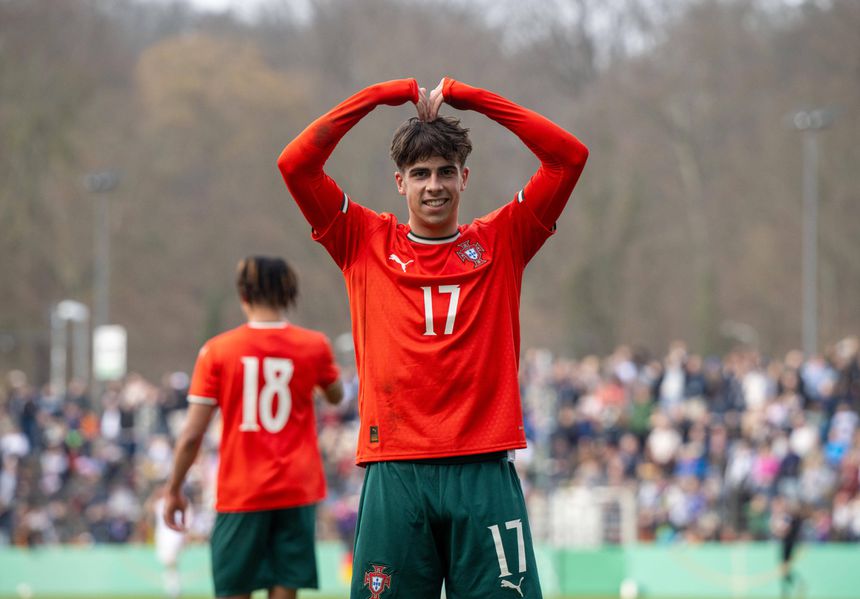 Afonso Moreira festeja golo marcado à Alemanha (IMAGO)