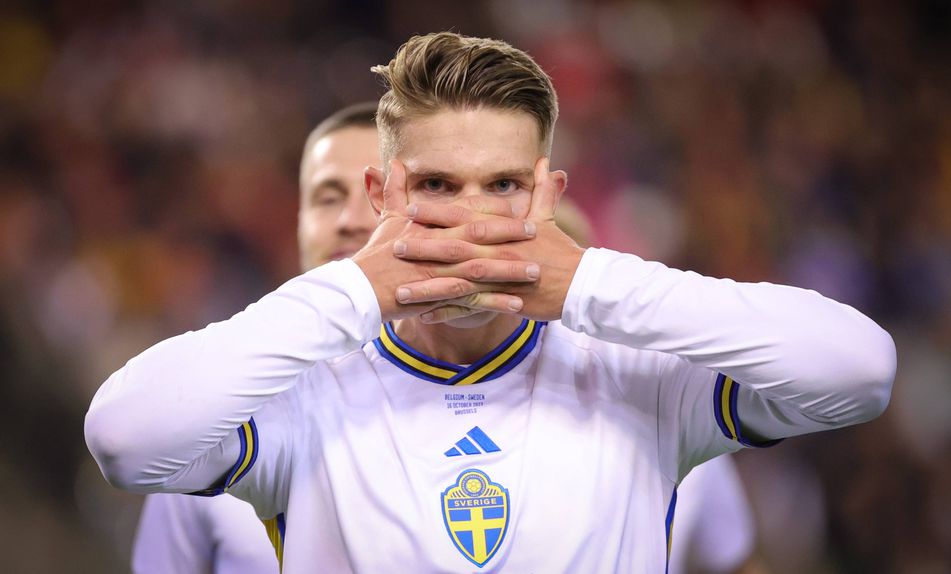 Viktor Gyokeres a festejar um golo pela Suécia