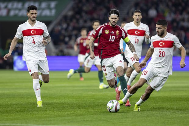 Szoboszlai em ação diante da Turquia