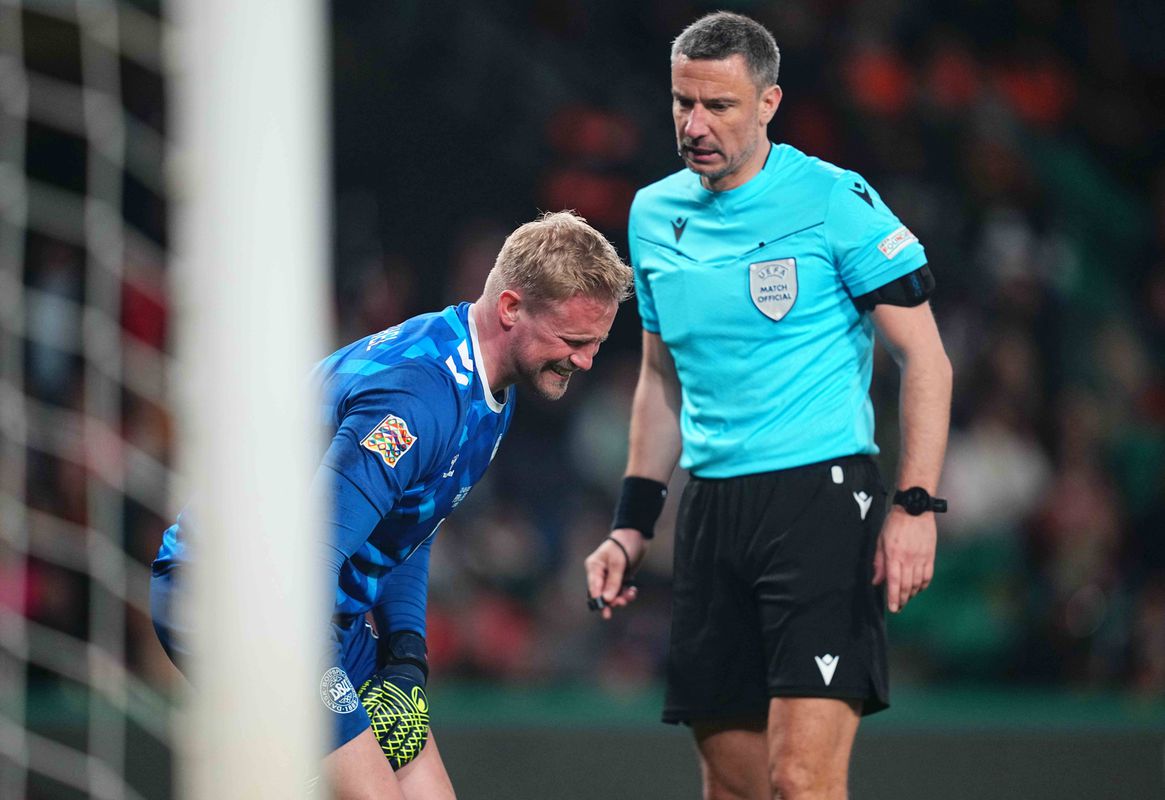 Schmeichel foi ao hospital após o Portugal-Dinamarca