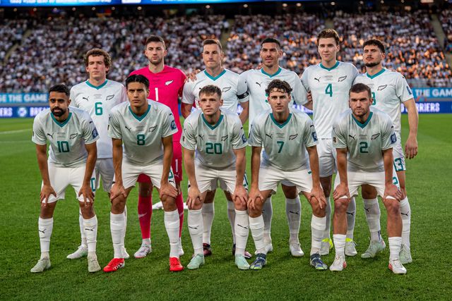 Sem surpresas, Nova Zelândia vence e garante lugar no Mundial