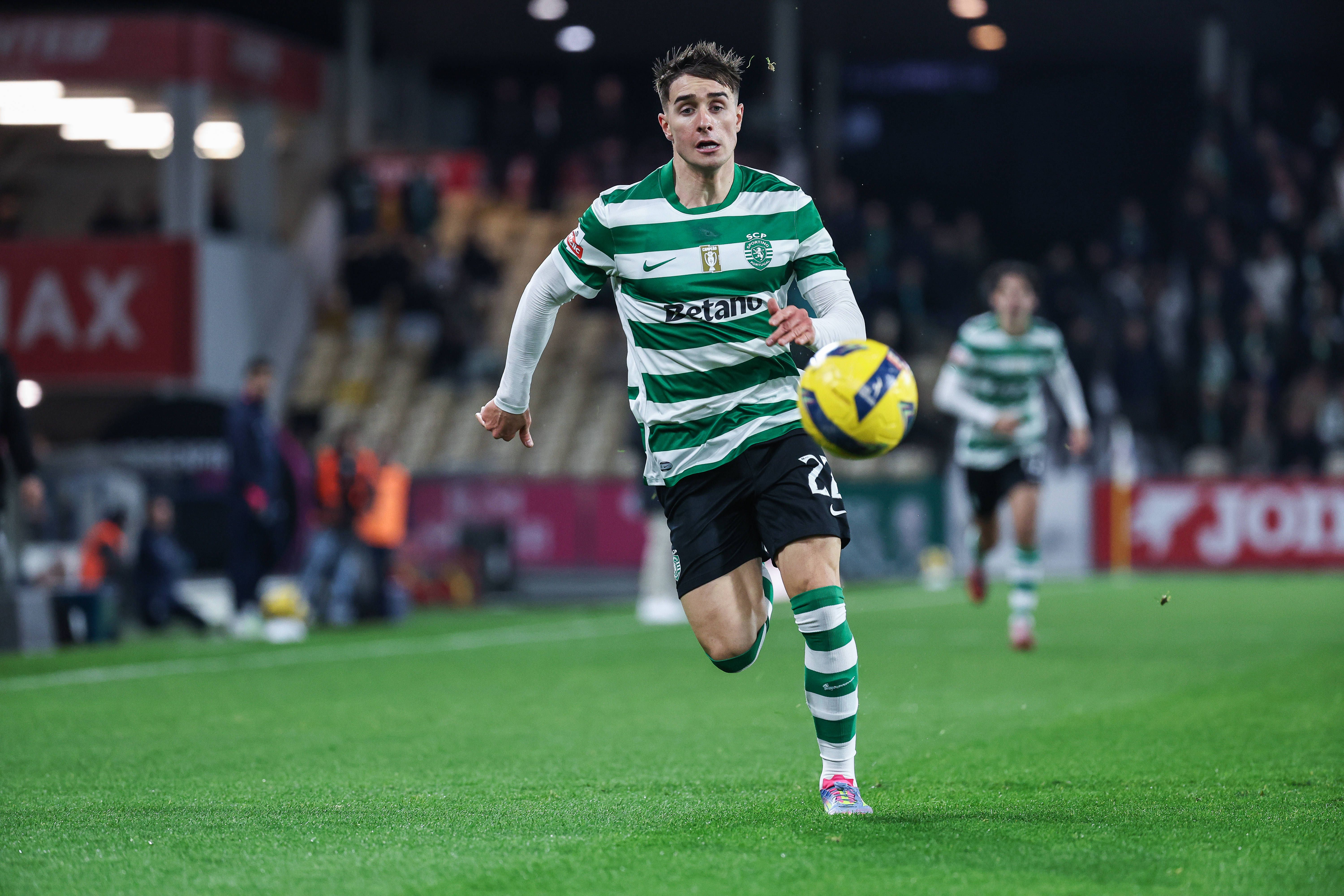 Fresneda já ganhou estatuto de intocável e será a aposta pelo corredor direito - Foto: IMAGO