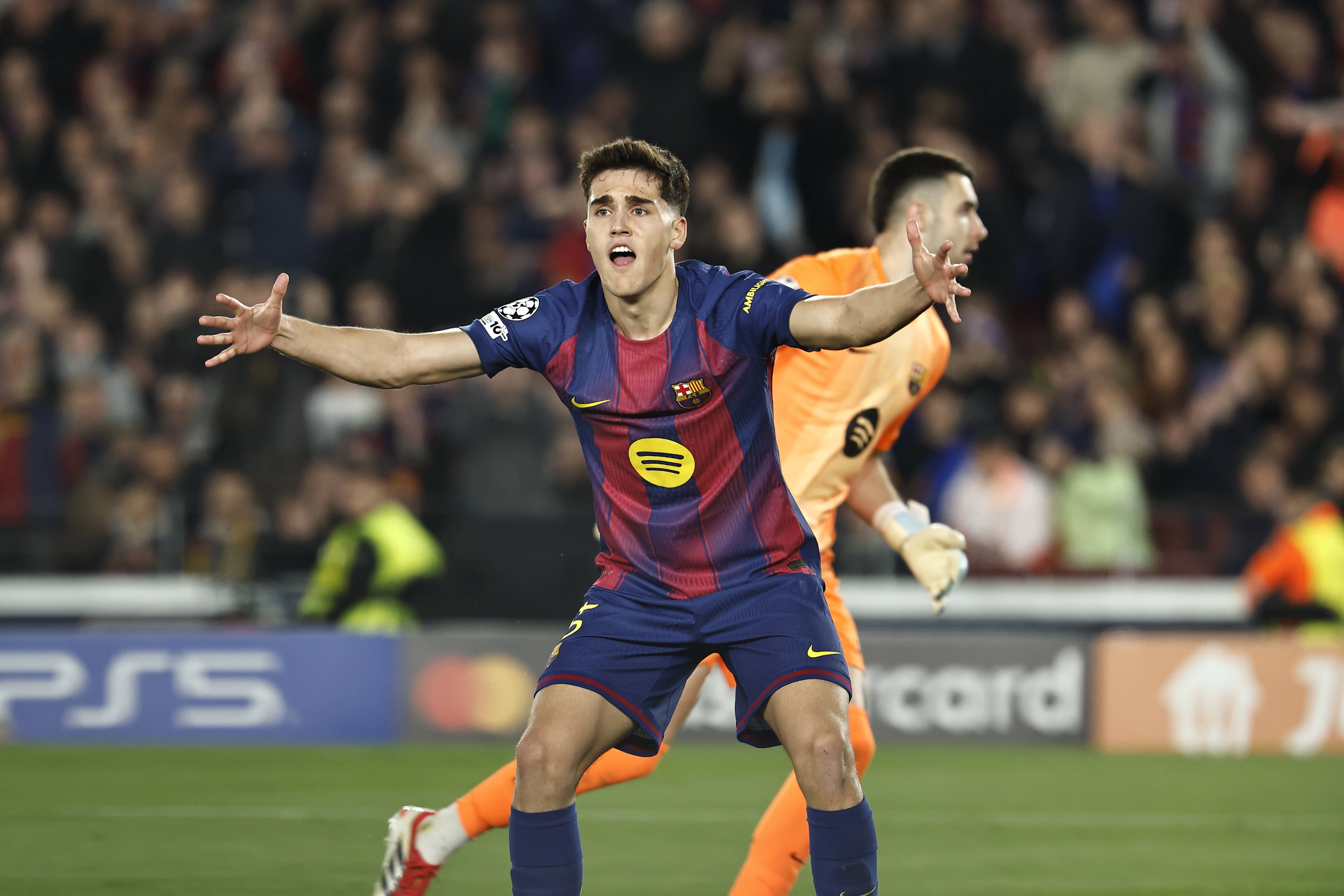 3 - Pau Cubarsí (Barcelona) - Central de 19 anos