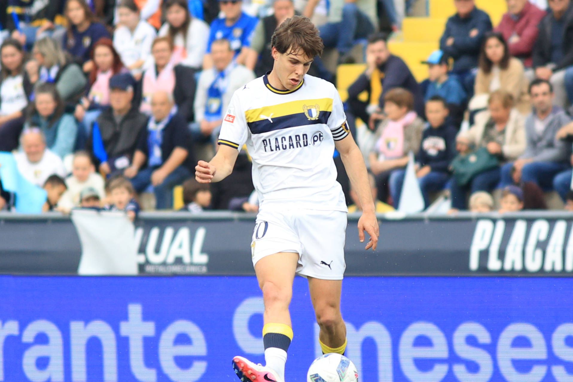 Criativo sofreu uma pancada no jogo com o Nacional, mas deve estar disponível para defrontar o líder da Liga