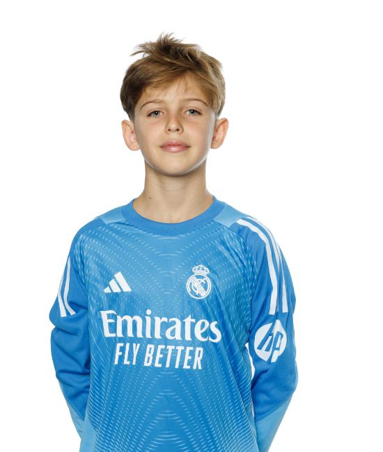 Martín Casillas Carbonero, filho de Iker Casillas, lenda do Real Madrid e do futebol mundial que passou pelo FC Porto - Foto: Real Madrid CF