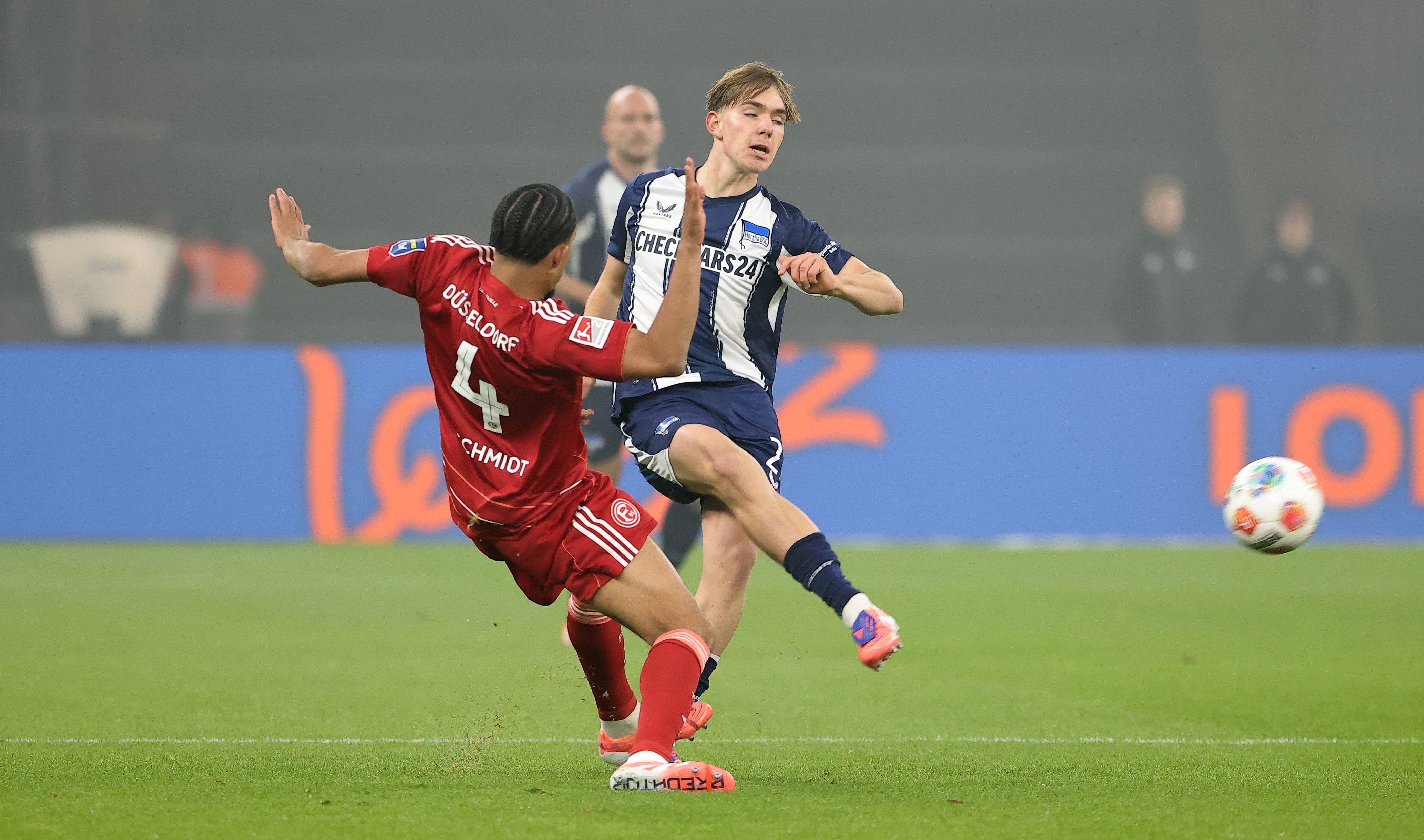 27 - Kennet Eichhorn (Hertha Berlin) - Médio defensivo de 16 anos