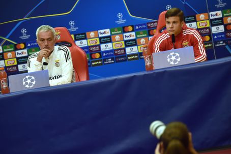 Mourinho diz que Dahl é «um jogador de topo» — Foto: Miguel Nunes