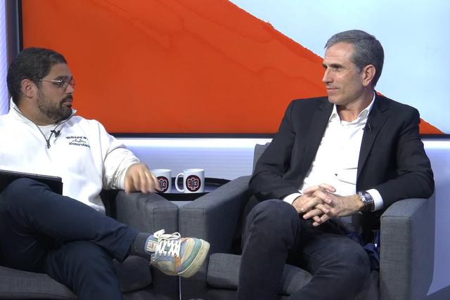 «Não me perdoo pela forma como joguei no Euro 2004»