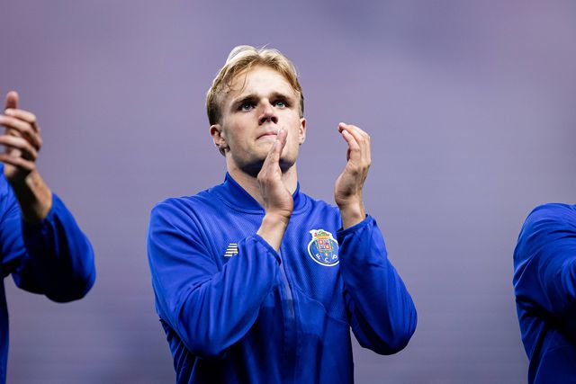 Selecionador da Dinamarca vê Froholdt em todo o lado... menos na baliza!