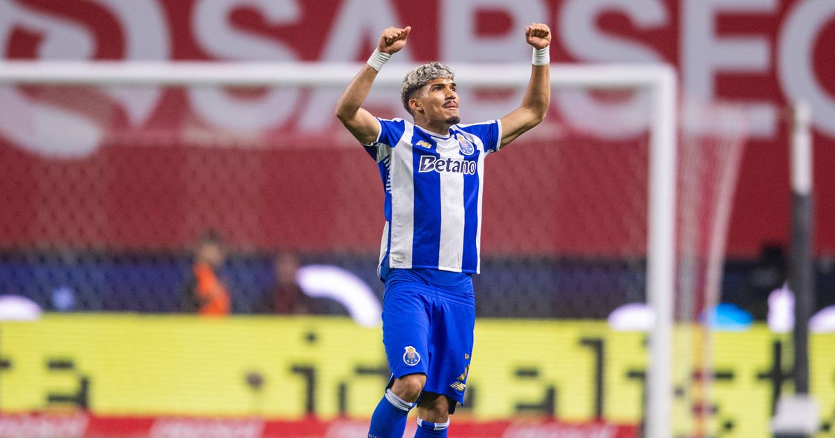 Da mudança de posição às conversas com Jorge Costa: William Gomes abre o livro