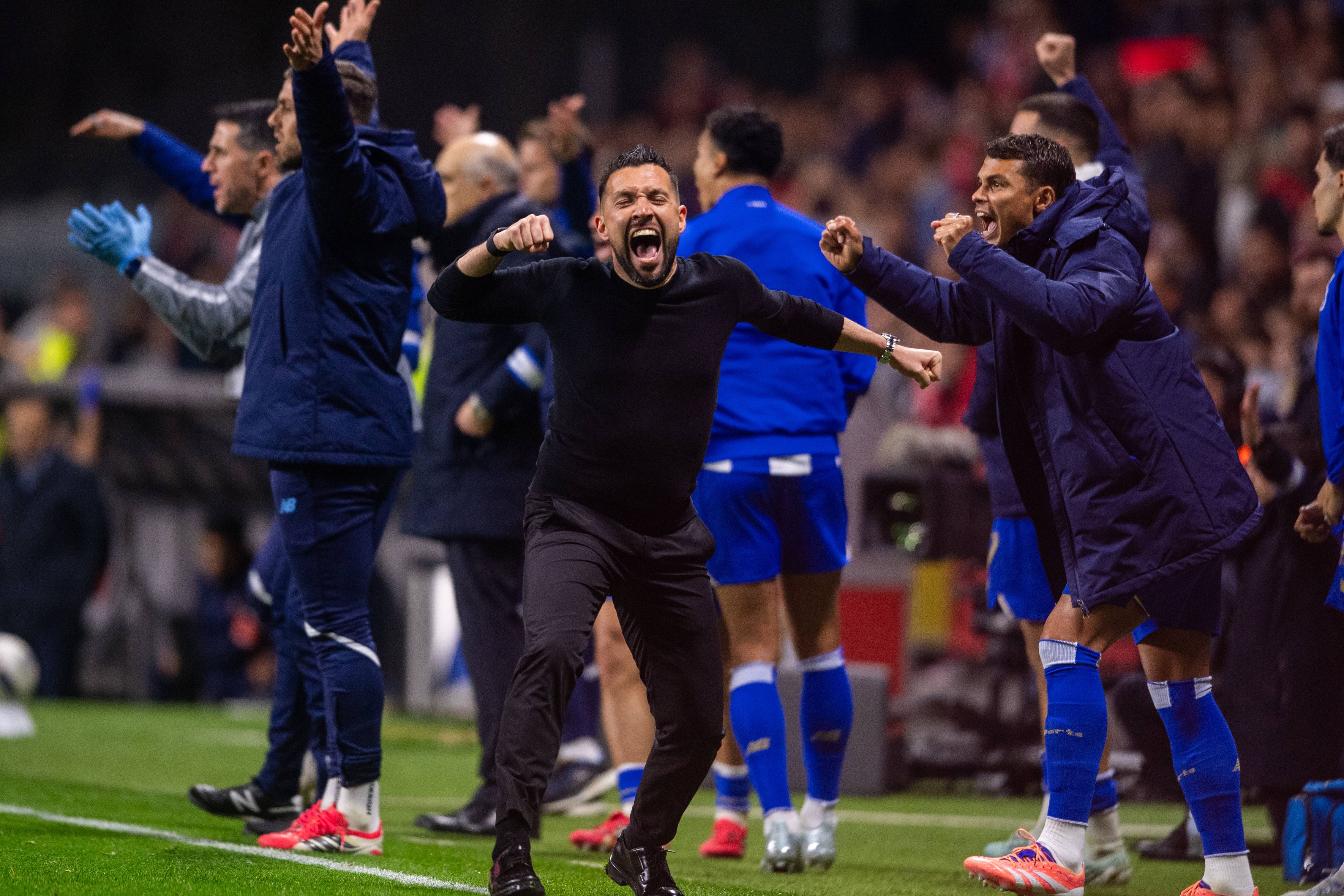 Farioli tomou de assalto a Liga e caminha para o título - Foto: IMAGO