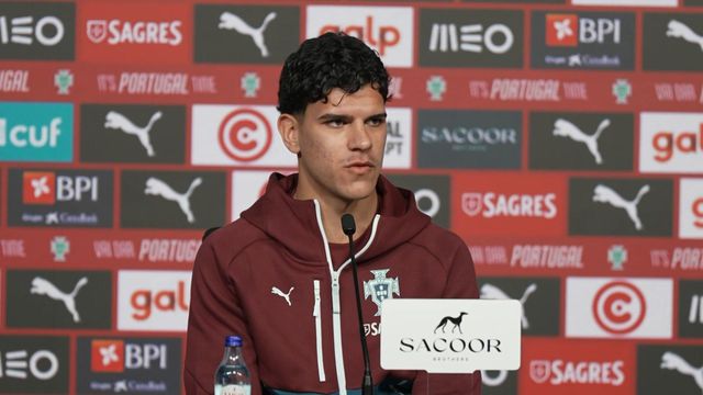 «Já me avisaram da praxe...»