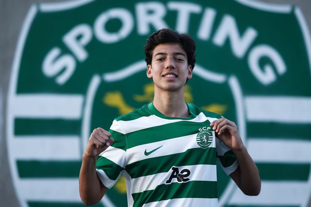Luca Rodrigues, de 14 anos, é defesa-central - Foto: Sporting CP