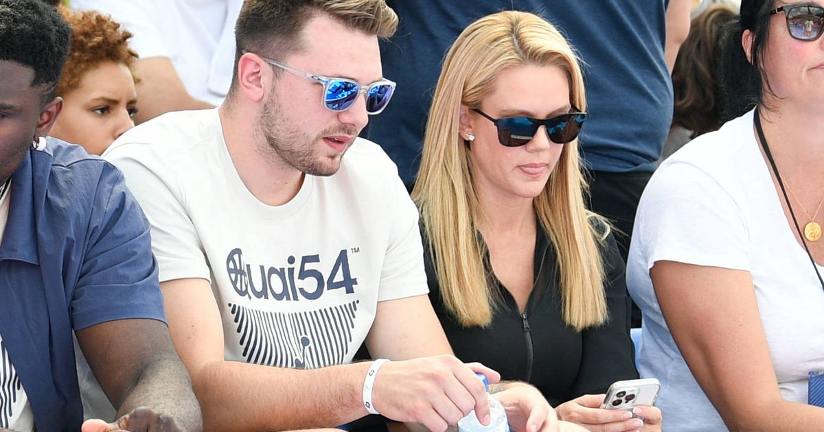 Estrela dos Lakers contrata 'rainha dos divórcios'