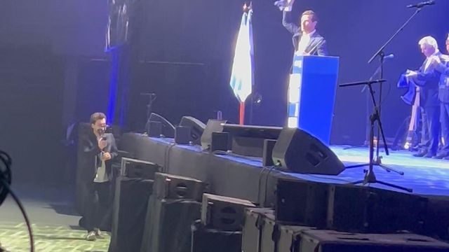 Villas-Boas fecha campanha em apoteose no Rosa Mota