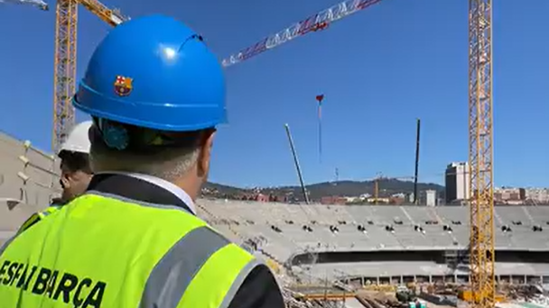 Joan Laporta visita obras do Camp Nou