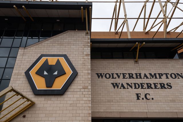 Wolverhampton nega que dois jogadores estejam a ser investigados por violação