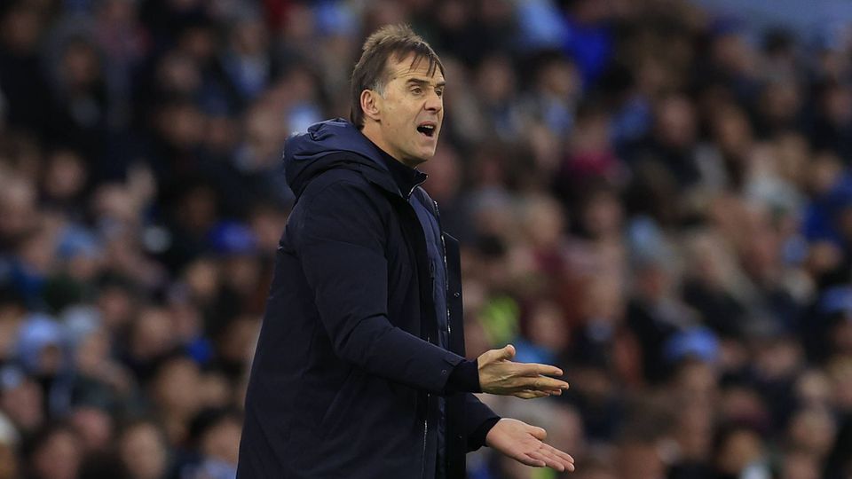 Julen Lopetegui está livre desde a saída do West Ham