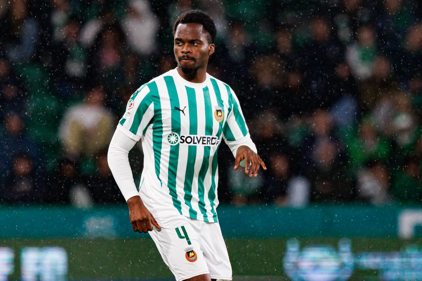 Nelson Abbey pode recuperar a tempo do duelo em Guimarães