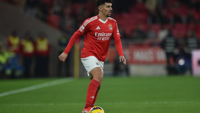 «A central, Tomás Araújo vai sempre valer mais do que a lateral»