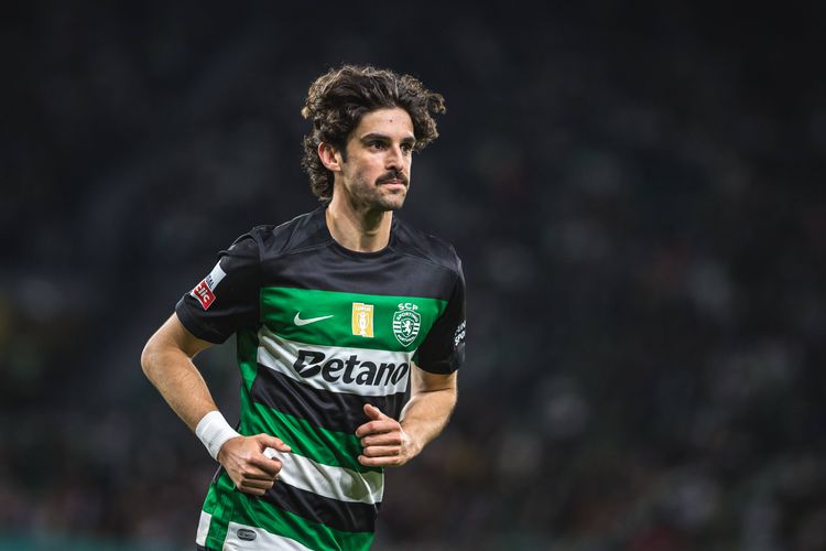 Trincão com a camisola do Sporting