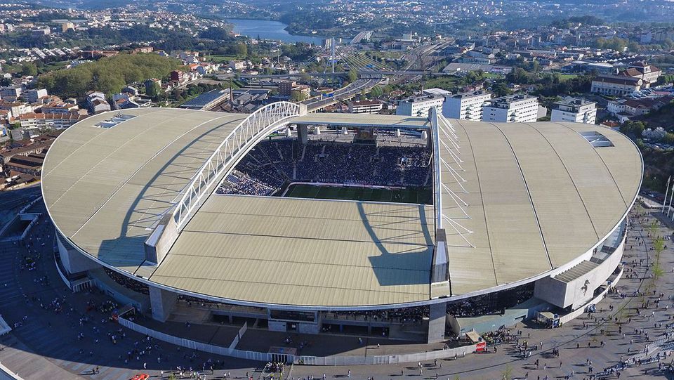 FC Porto planeia substituir cobertura do Estádio do Dragão: o custo e tempo estimado da obra