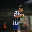 Zé Pedro rendeu castigado Nehuén na vitória do FC Porto no reduto do Casa Pia e voltou a ser titular com o Famalicão (foto: Miguel Nunes)