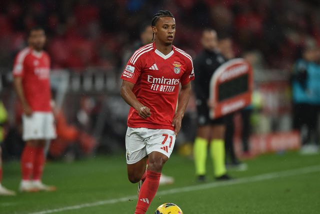 Leandro Santos, lateral-direito, três jogos (Imago)