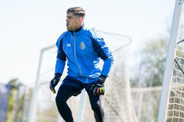 Cláudio Ramos vai ser o dono da baliza até Diogo Costa recuperar da lesão muscular (Foto: FC Porto)