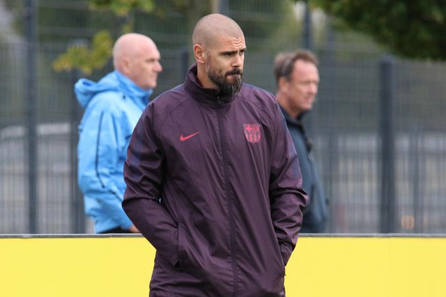 Víctor Valdés com nova experiência como treinador