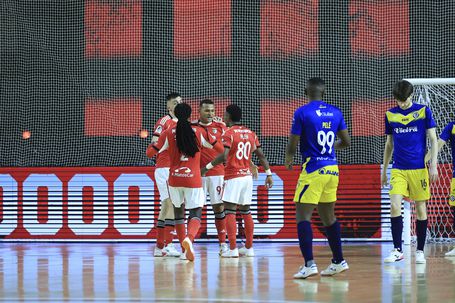 A festa encarnada - Foto: FPF