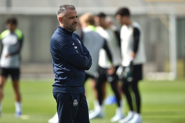 Rui Borges prepara-se para apresentar onze renovado diante do Aves SAD - Foto: MIGUEL NUNES